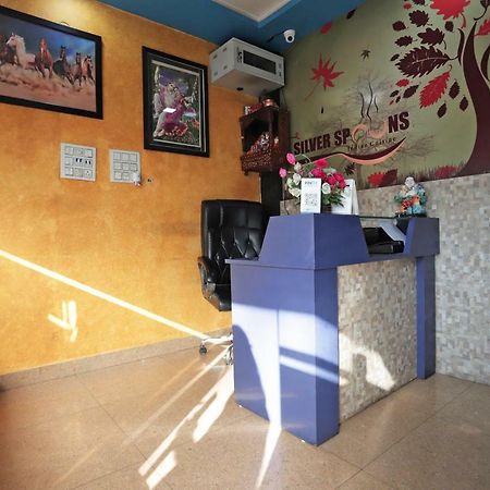 Oyo 38520 Hotel Silverspoon Roorkee Екстериор снимка
