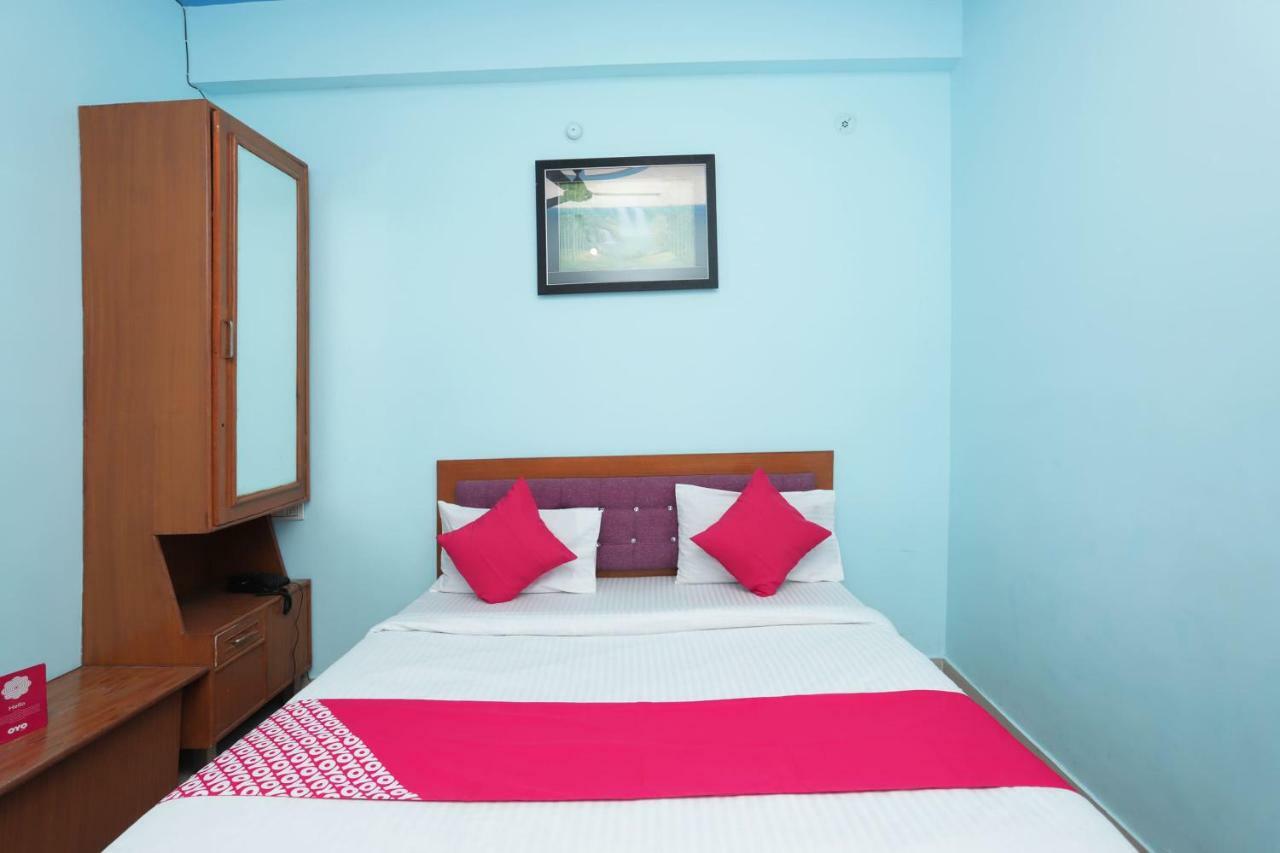 Oyo 38520 Hotel Silverspoon Roorkee Екстериор снимка
