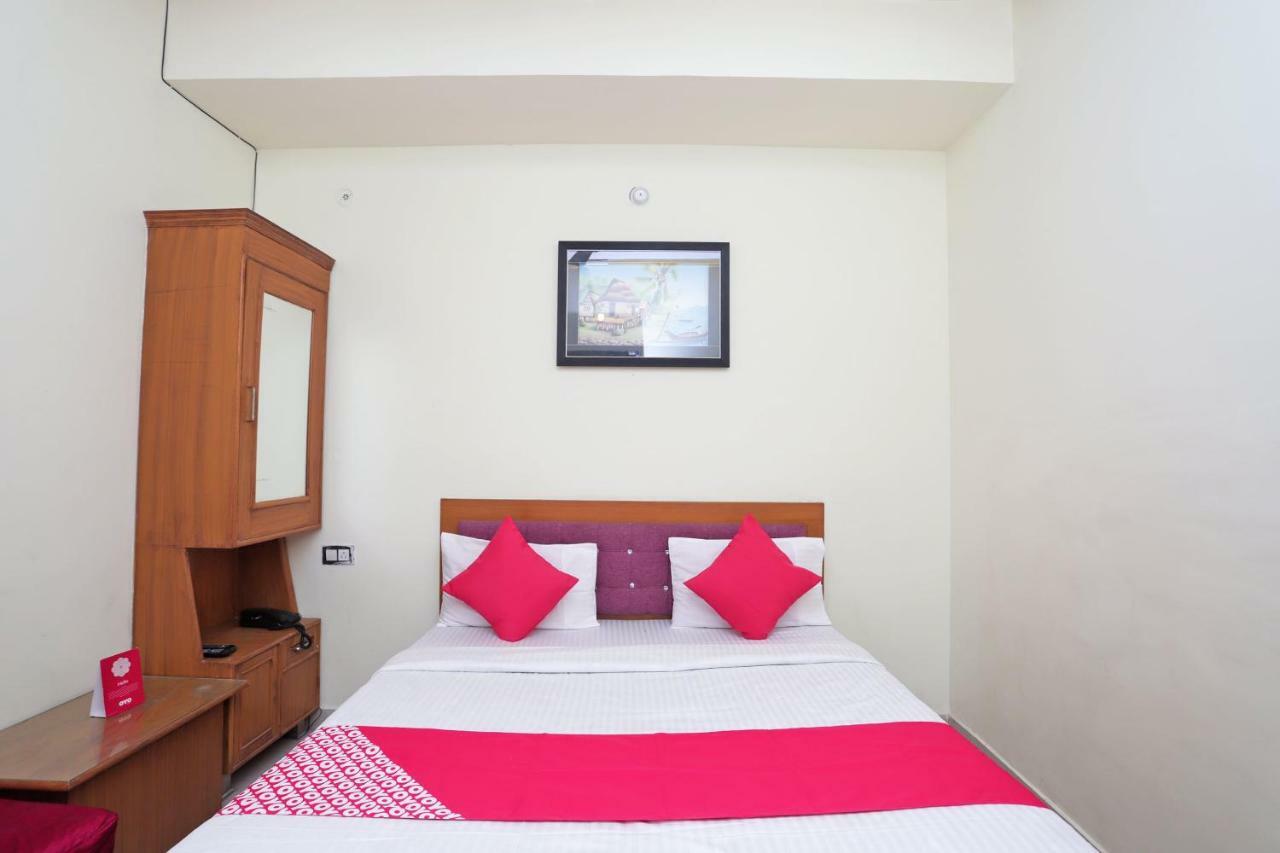 Oyo 38520 Hotel Silverspoon Roorkee Екстериор снимка