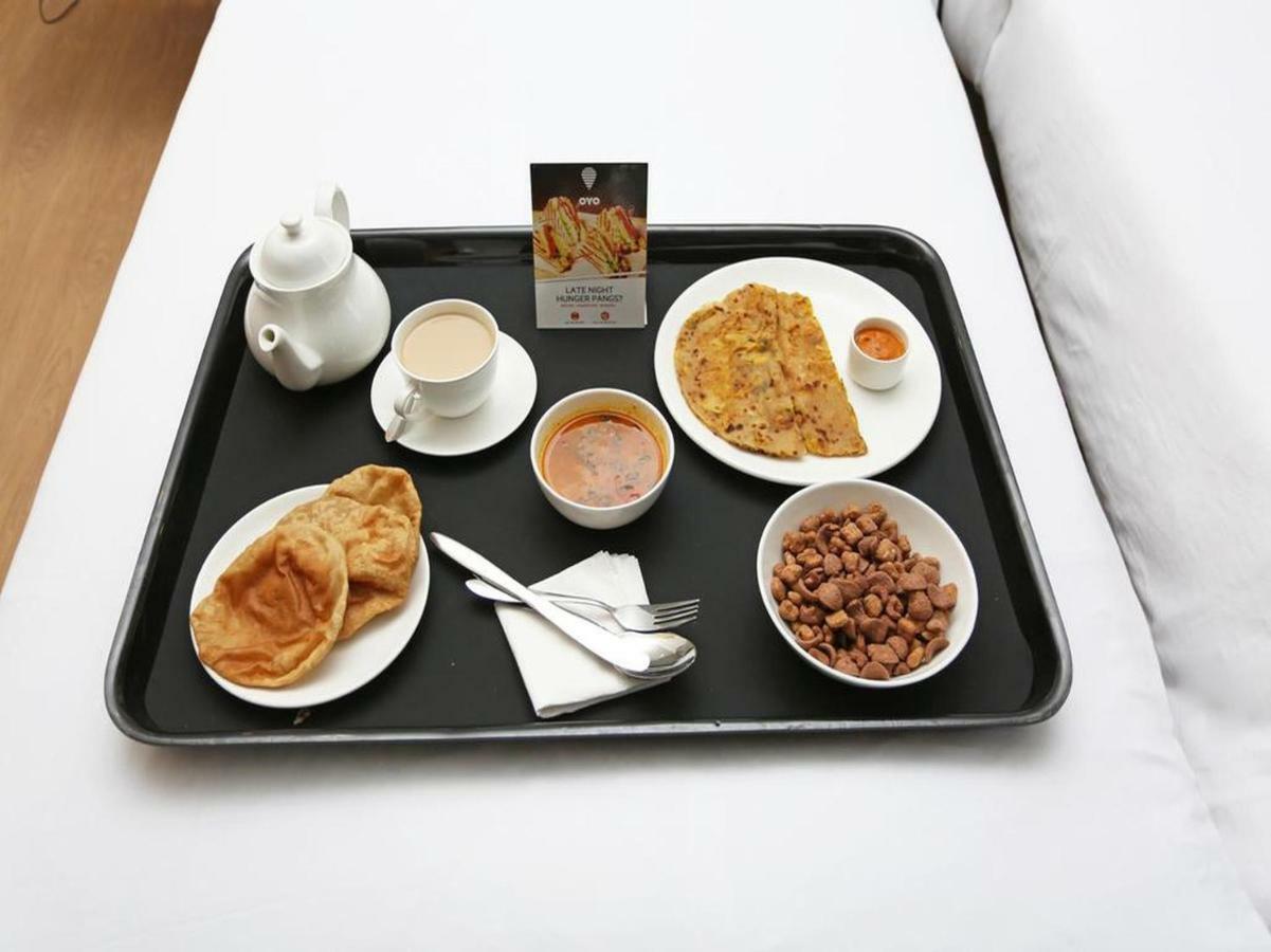 Oyo 38520 Hotel Silverspoon Roorkee Екстериор снимка