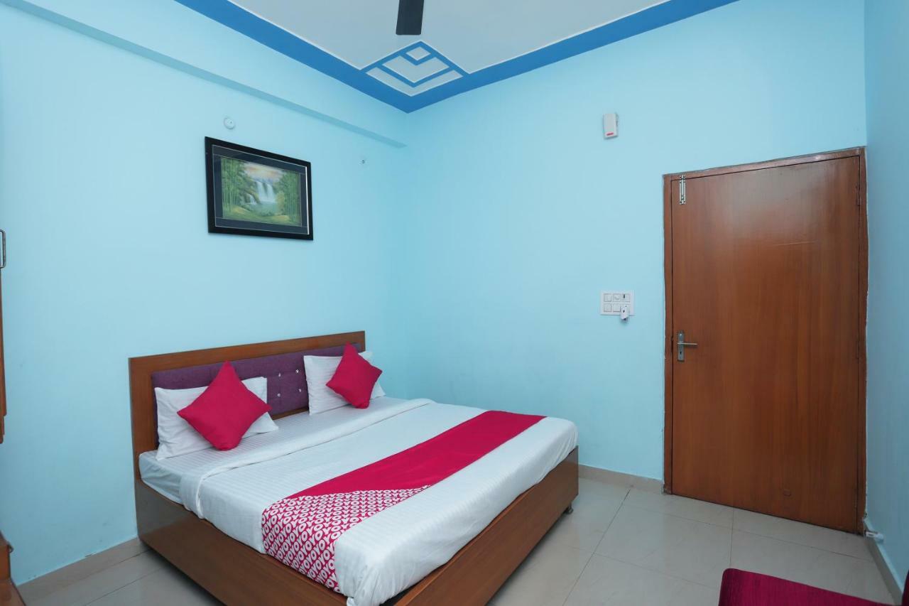 Oyo 38520 Hotel Silverspoon Roorkee Екстериор снимка