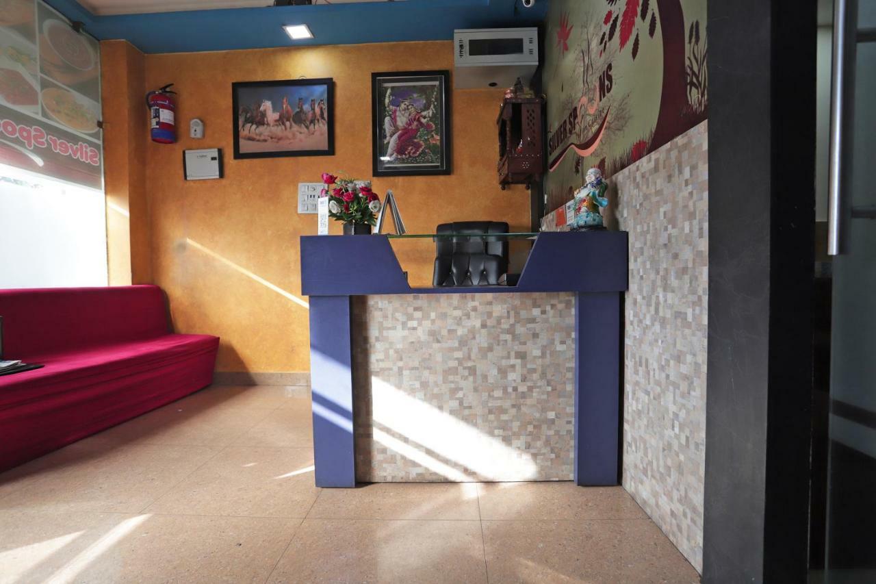 Oyo 38520 Hotel Silverspoon Roorkee Екстериор снимка